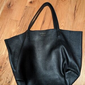 Kurt Geiger leather tote